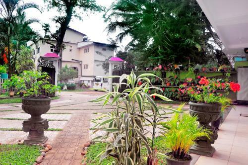 Hotel Power Zone Guest Inn