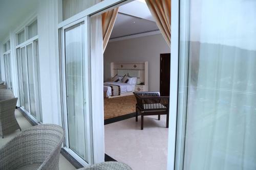 The Grand Mountain Hotel