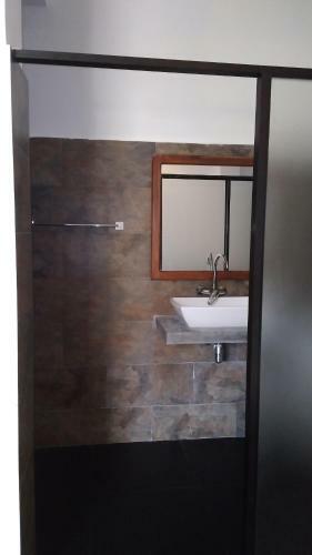 Hostal Kings Marine Sk Town