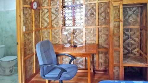 Bed & Breakfast Mj Room Rental Mahogany