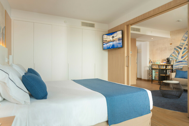 Hotel Azure