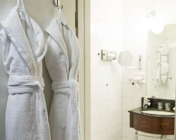 First Hotel Reisen