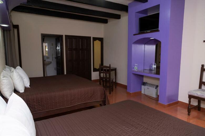 Hotel D Monica