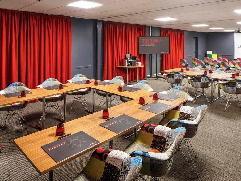 Hotel Ibis London Luton Airport