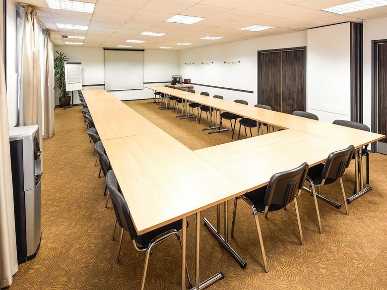 Hotel Ibis London Luton Airport