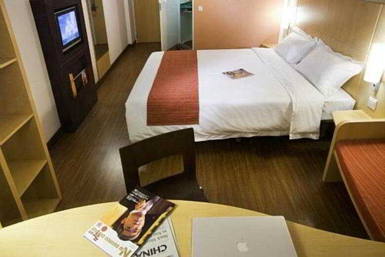 Hotel Ibis London Luton Airport