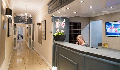 The Royal & Fortescue Hotel