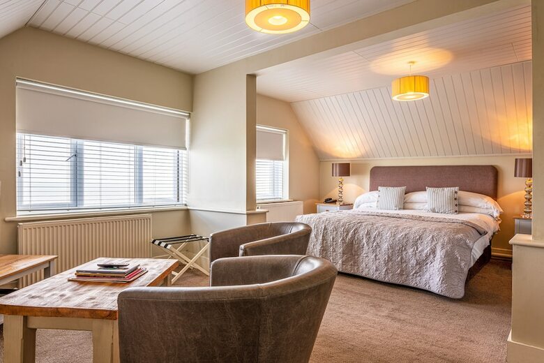 Botany Bay Hotel