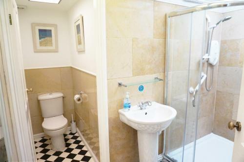 Apartamentos Beachfront With A Parking Space - Direct Accessibility To Kingsgate Bay