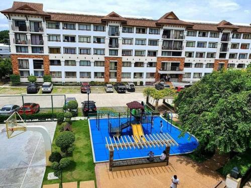 Aparthotel One Oasis By Alec, 3mins Walk Sm Mall,free Pool+wifi