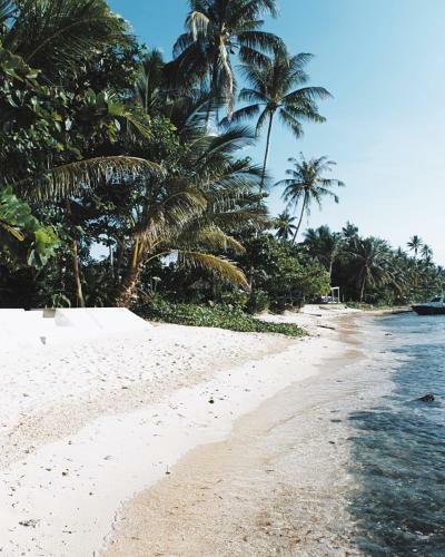 Hotel Arka Hayahay Surf And Beach Resort