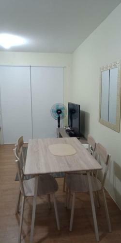 Apartamento Mitch L Guesthouse Studio Units