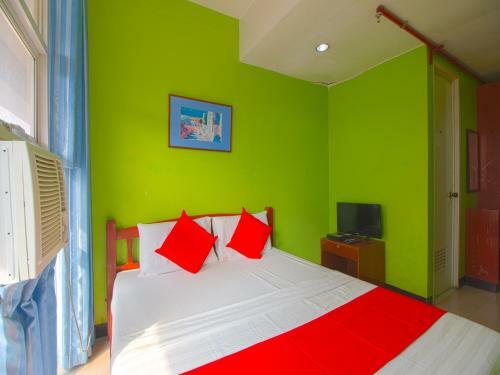 Hotel Vaccinated Staff - Oyo 677 Roseate Pensione