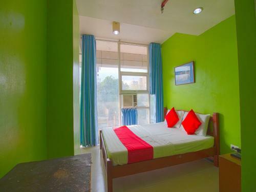 Hotel Vaccinated Staff - Oyo 677 Roseate Pensione