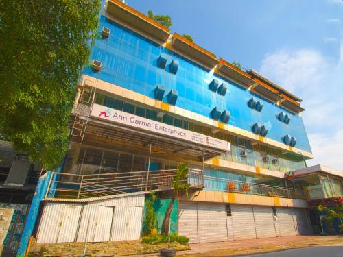 Hotel Vaccinated Staff - Oyo 677 Roseate Pensione