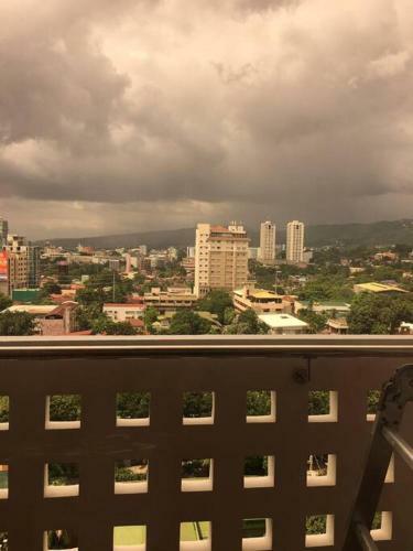 Apartamento Affordable Friendly Budget Unit Near Ayala Center