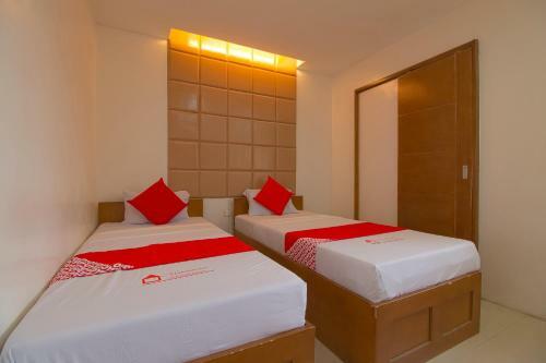 Hotel Vaccinated Staff-oyo 673 Mambaling Pension 2