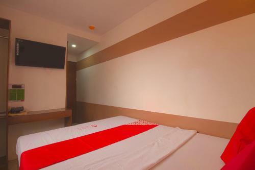 Hotel Vaccinated Staff-oyo 673 Mambaling Pension 2