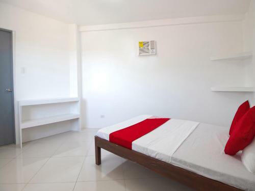 Hotel Oyo 778 Fat J Apartelle