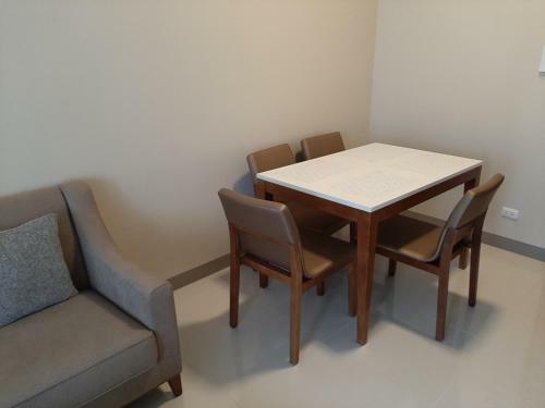 Apartamento One Bedroom Unit, One Manchester Place, Mactan