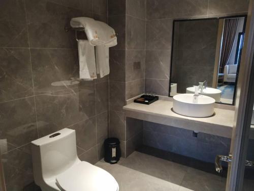 ??????? Tourist Garden Hotel