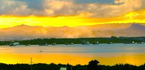 Apartamento Mactan Newtown - New Modern Condo With Ocean View