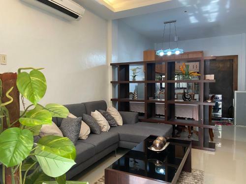 L?hyacinth Apartment