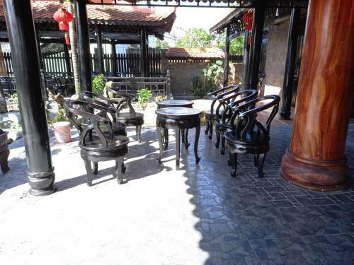 Villa Nh� C? Di�n S?n (dien Son Ancient House)