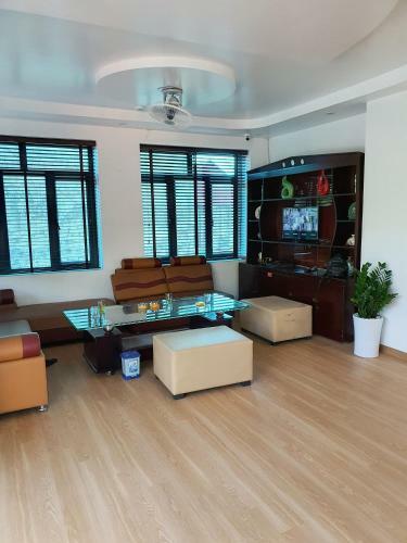 H?ng H� Hotel