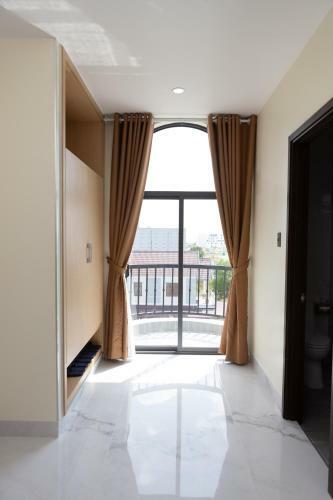 Sunrise Hotel H� Ti�n