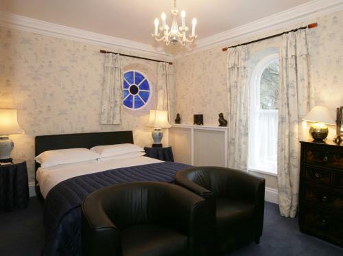 The Portmeirion Hotel & Castell Deudraeth
