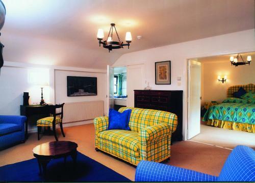 The Portmeirion Hotel & Castell Deudraeth