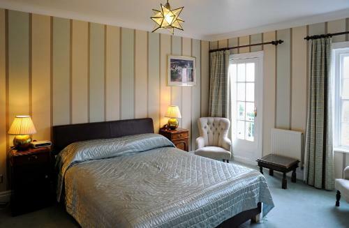 The Portmeirion Hotel & Castell Deudraeth