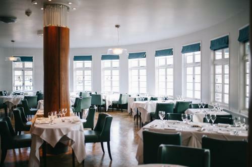 The Portmeirion Hotel & Castell Deudraeth