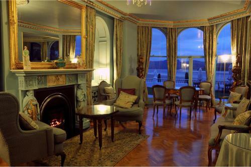 The Portmeirion Hotel & Castell Deudraeth