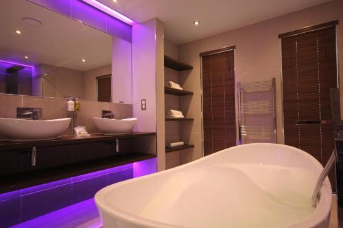 Aberdunant Hall Country Hotel