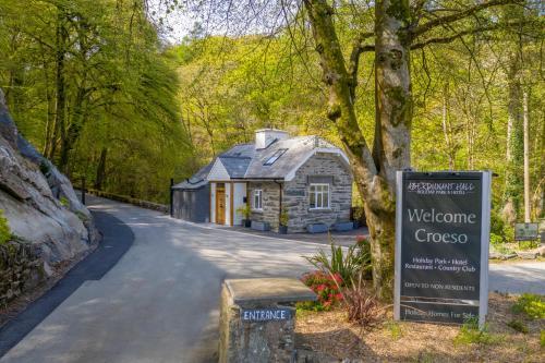 Aberdunant Hall Country Hotel
