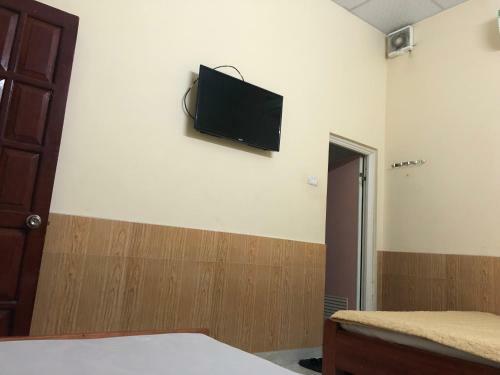 Bed & Breakfast V A Motel