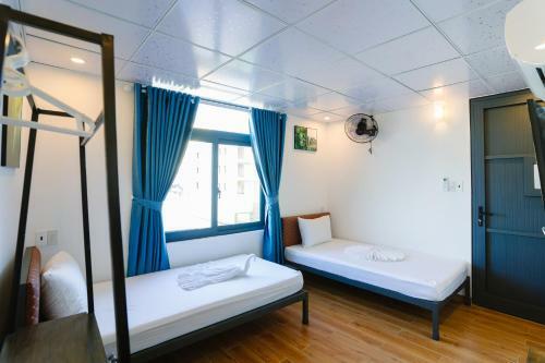 New World Hotel