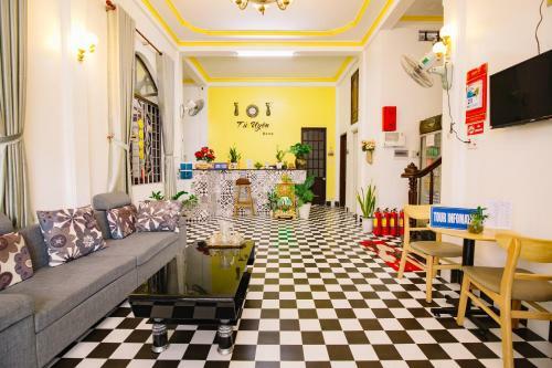 T� Uy�n Homestay