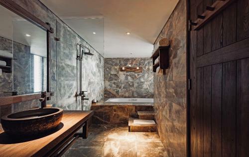 Ville De Mont Mountain Resort