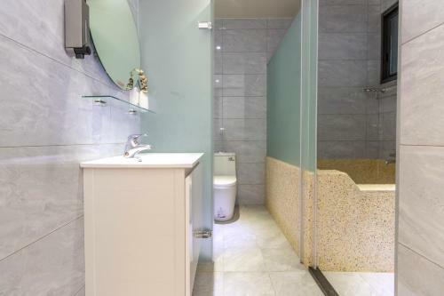 Hostal Hou Inn