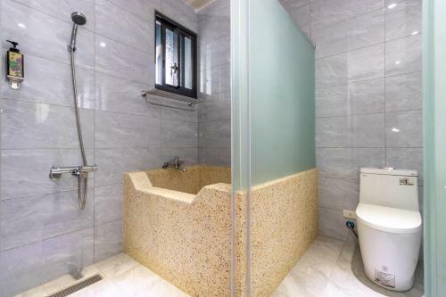 Hostal Hou Inn