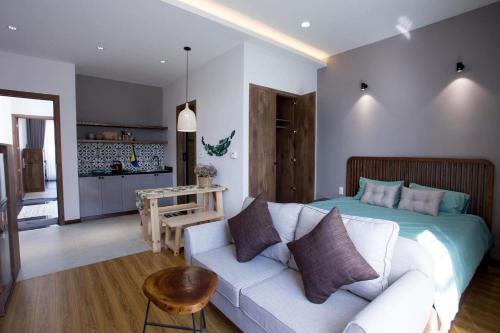 Ni House