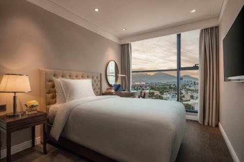 Nunn Luxury Apartment Da Nang Beach