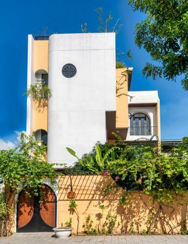 New & Stylish 5bdr Villa With Pool, Karaoke Room, Bbq