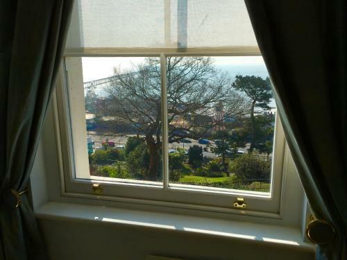 Hostal Pier View