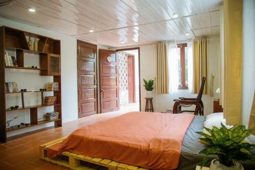 Bed & Breakfast Dalat 1893 Homestay