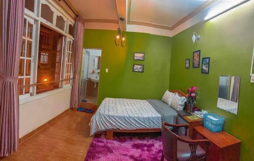 Anh H�o Hotel