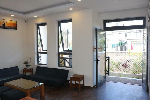 Garden View Villa- 5 Rooms